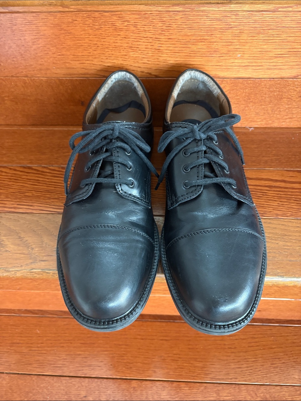 Dockers Men’s Black Leather Cap Toe Oxford Dress Shoes – Classic Lace-Up